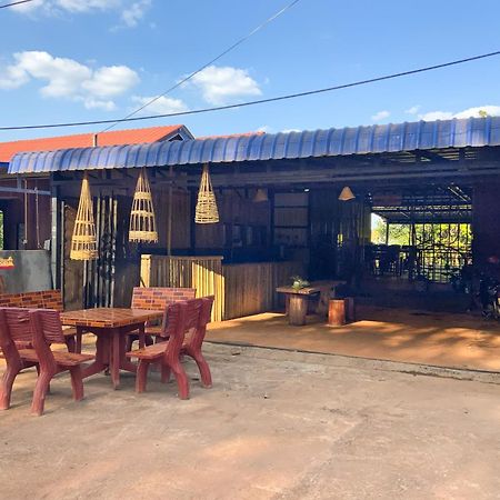 Backpacker Hostel And Jungle Trekking Banlung Zewnętrze zdjęcie
